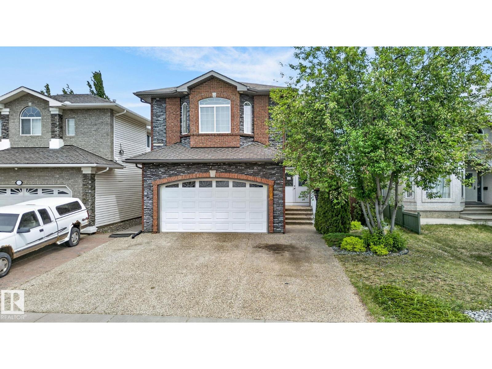1508 PALMER CL NW - 62