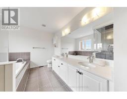 166 Ferragine Crescent, Bradford West Gwillimbury, ON L3Z4K1 Photo 23