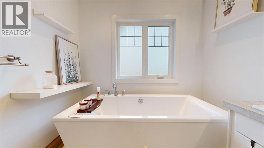 7438 91 Street — photo 20