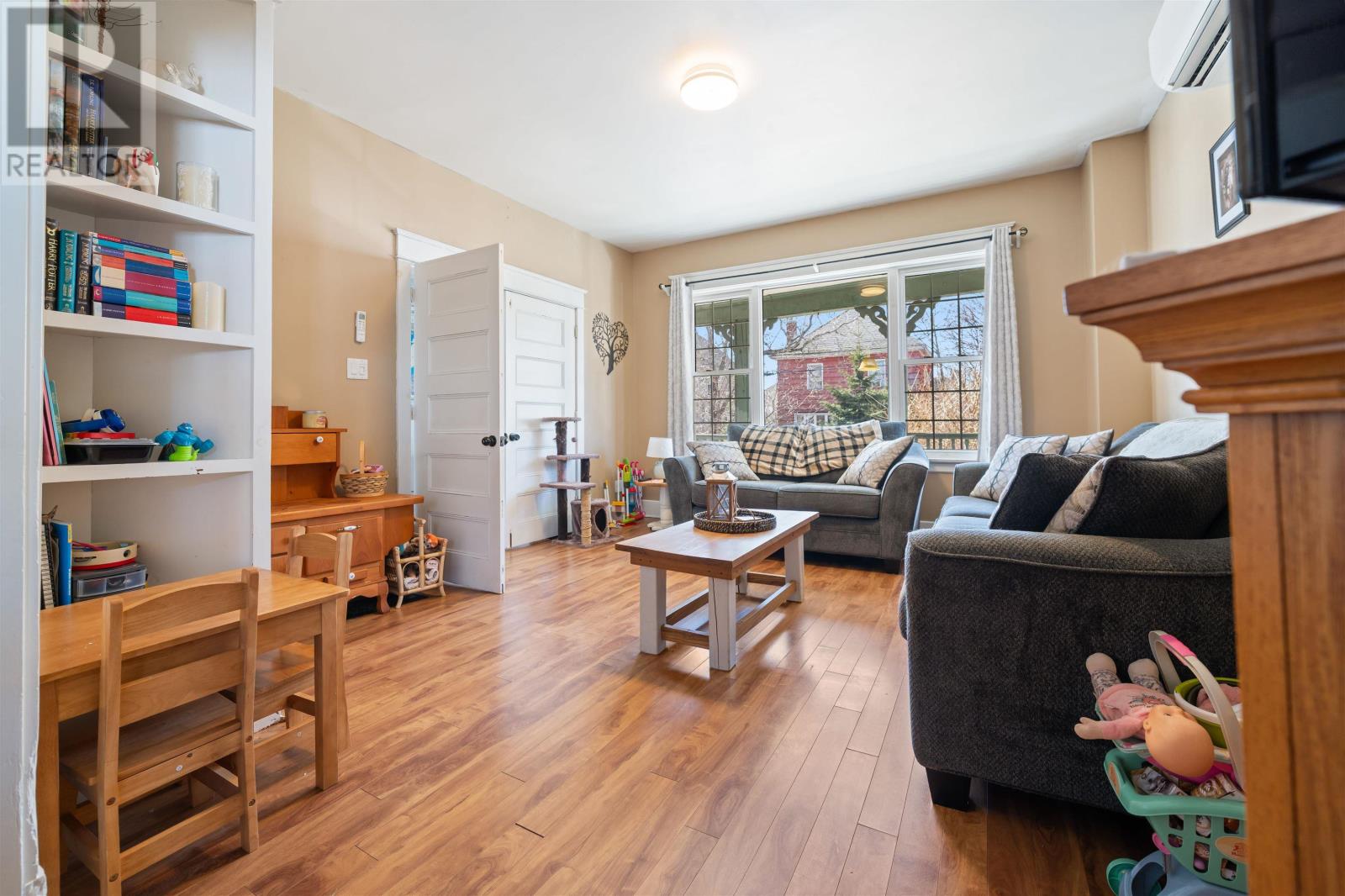 2 Davison Street - 16