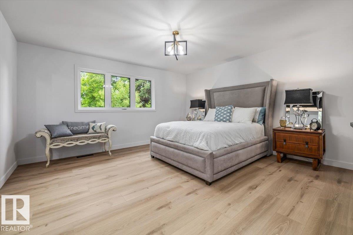 7 GLACIER PL — photo 21