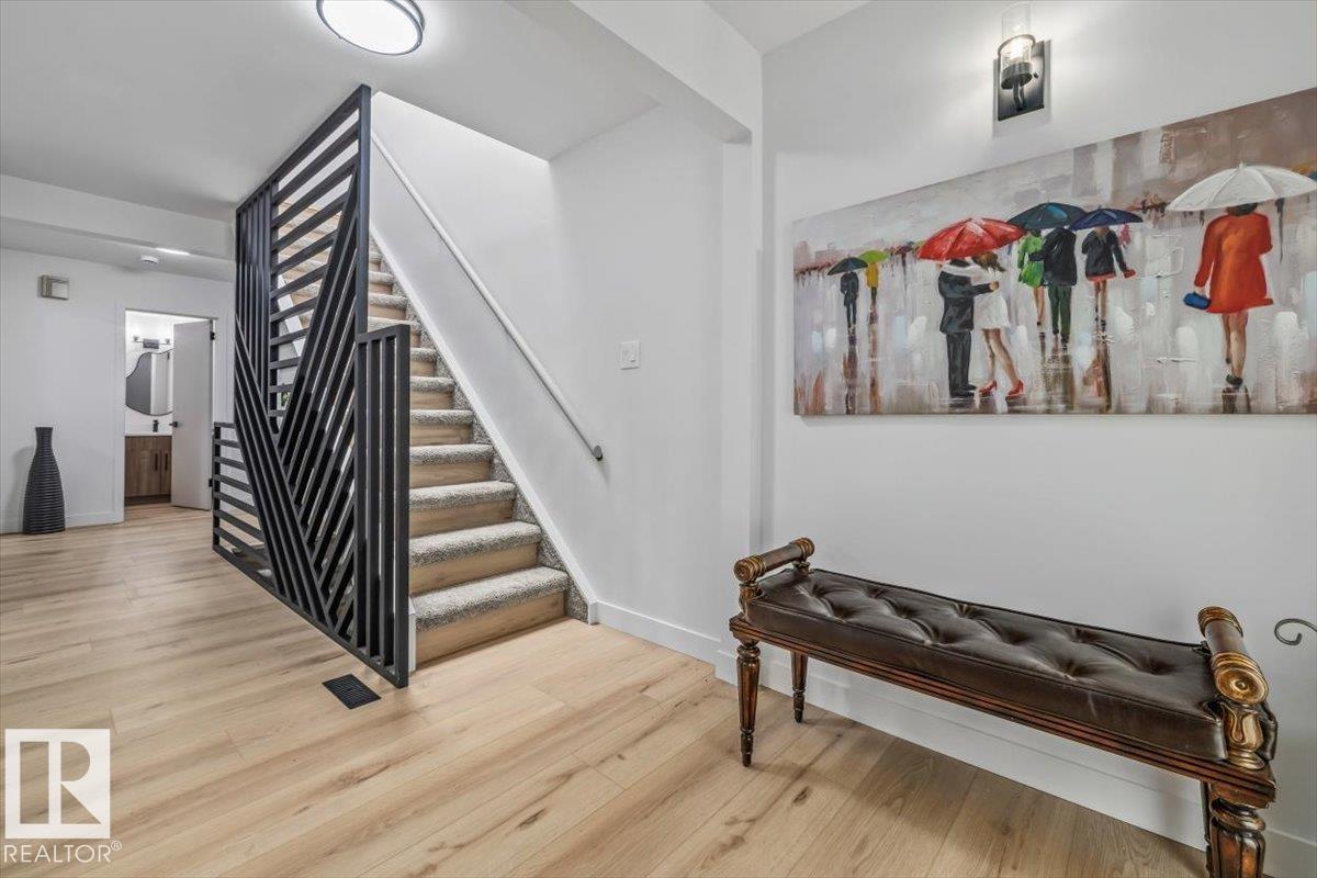 7 GLACIER PL — photo 11