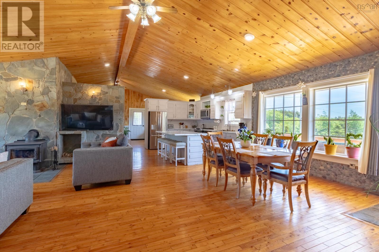 Property 22 of 49 of 589 Hectanooga Road