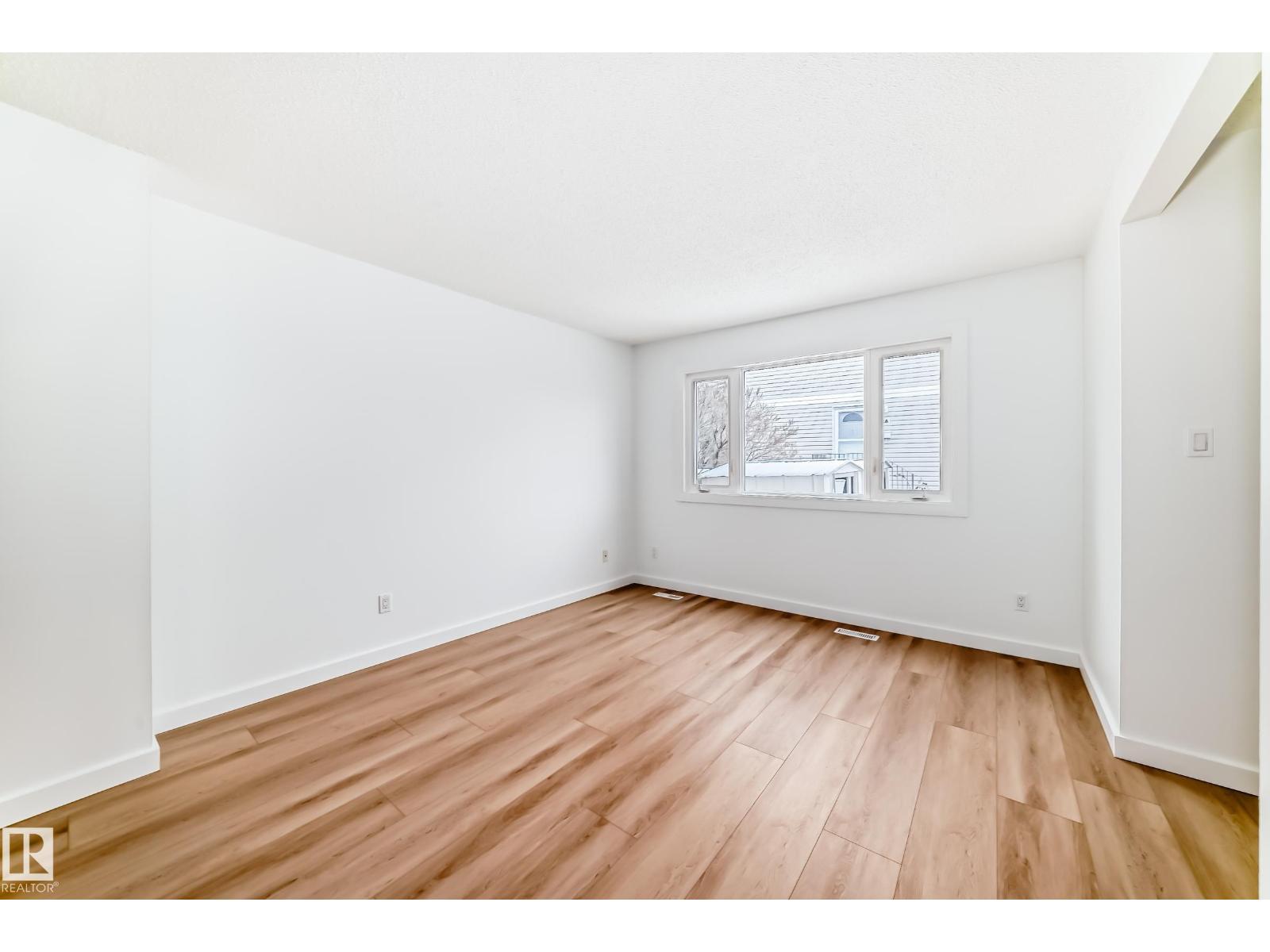 9D CASTLE TC NW — photo 13