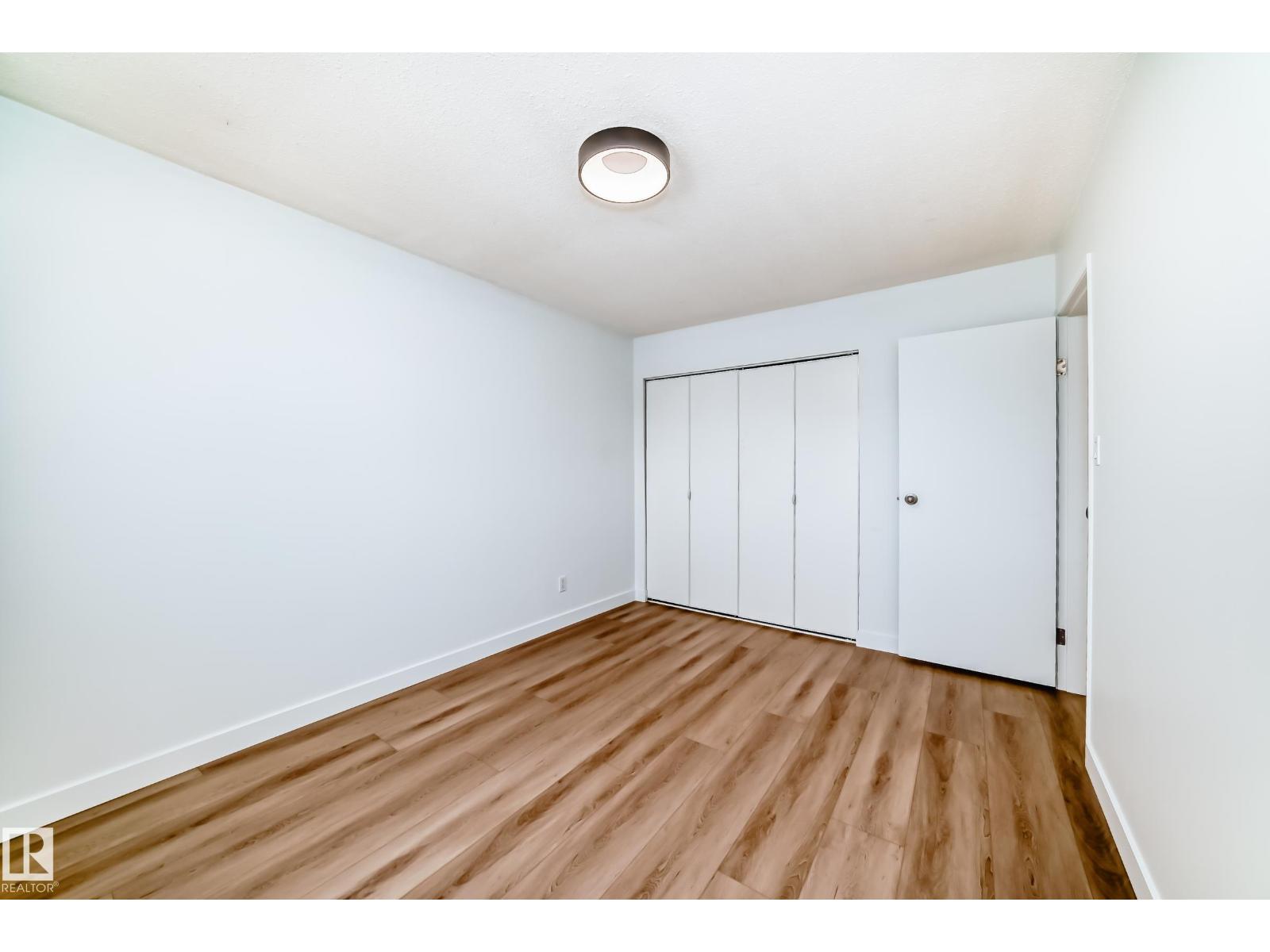 9D CASTLE TC NW — photo 23