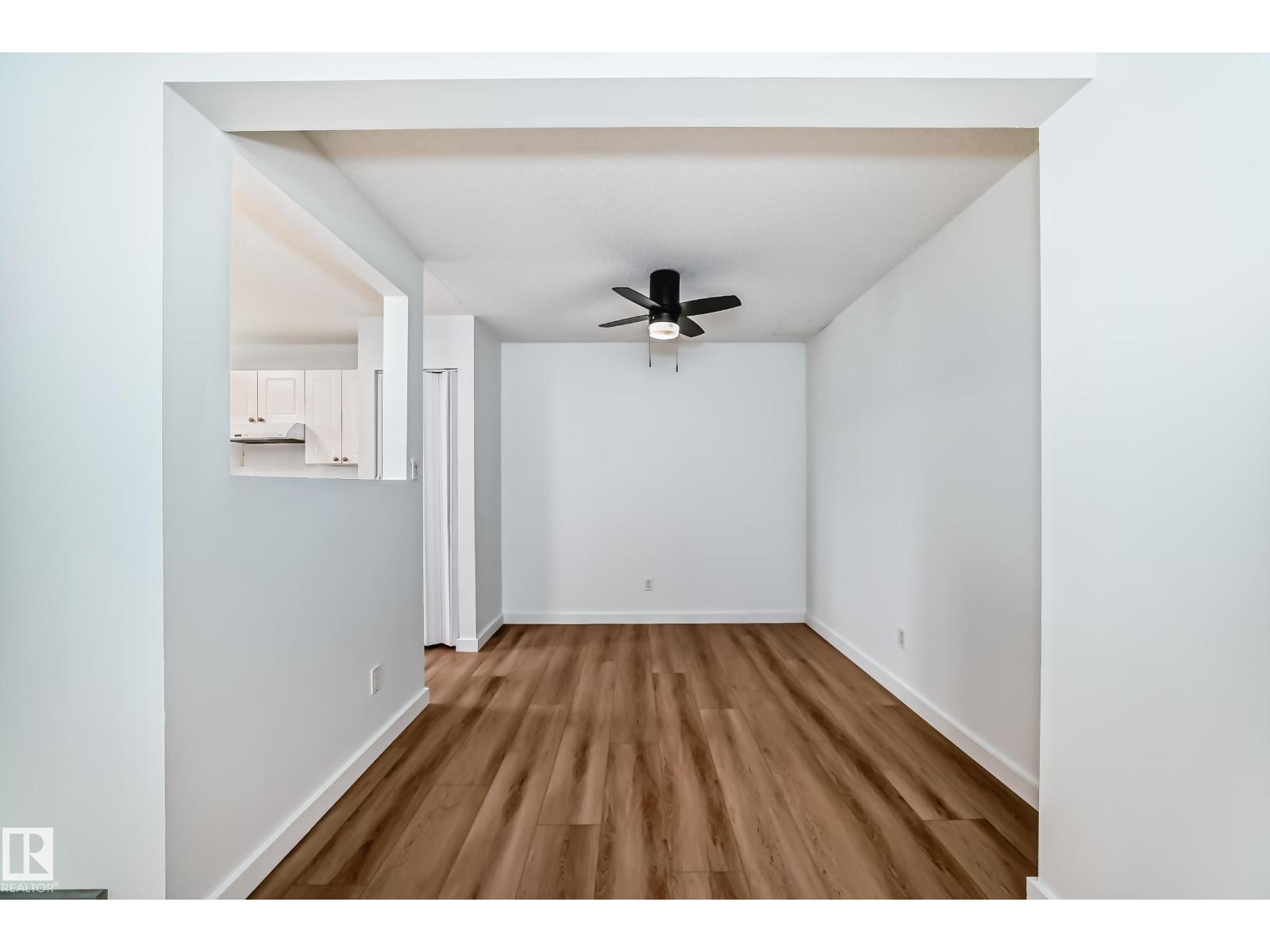 9D CASTLE TC NW — photo 9