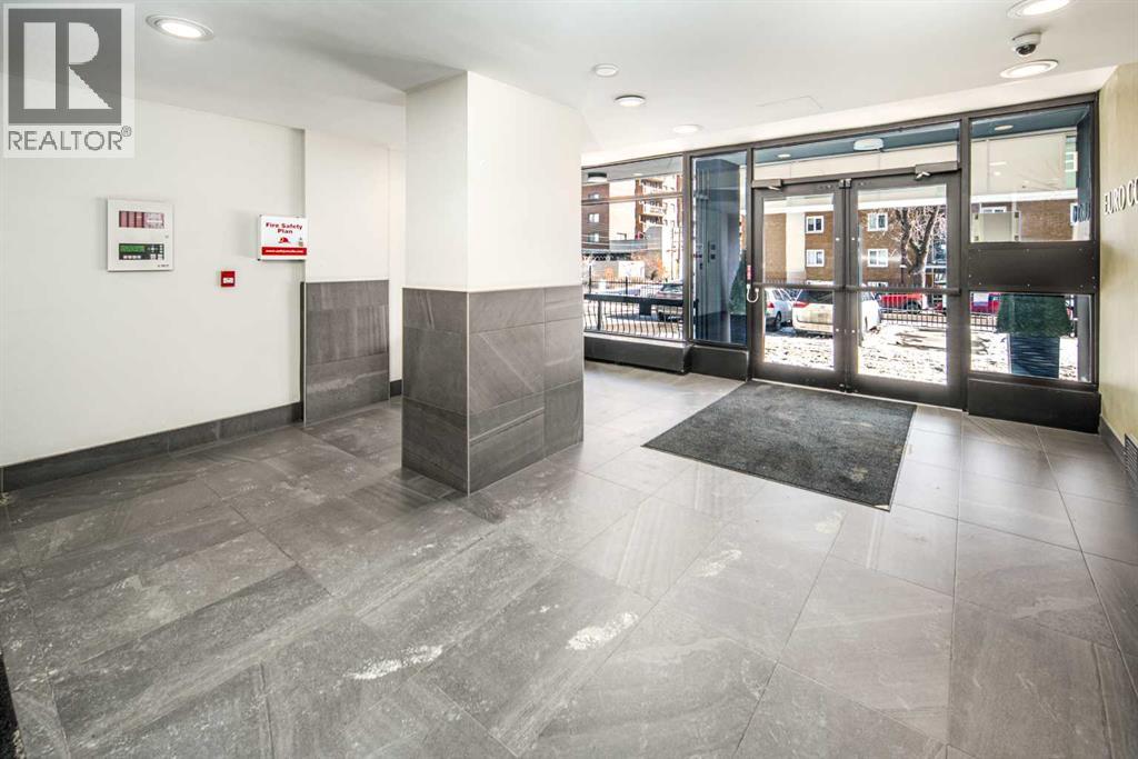 #204 706 15 Avenue SW - 15