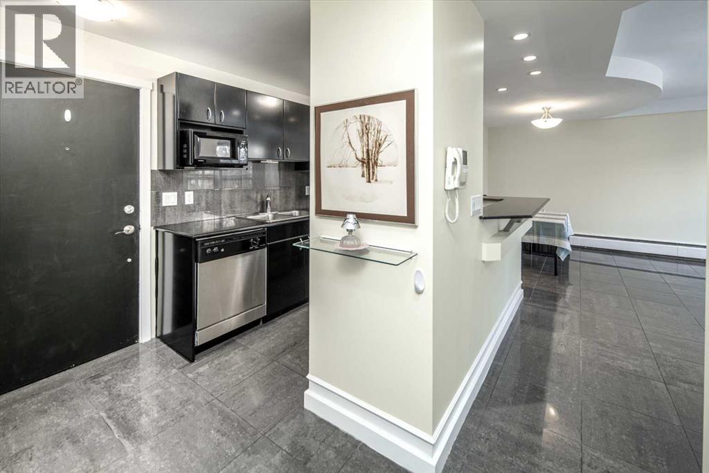 #204 706 15 Avenue SW - 3