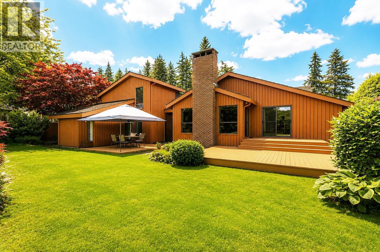 588 HILLCREST STREET, Coquitlam — photo 1