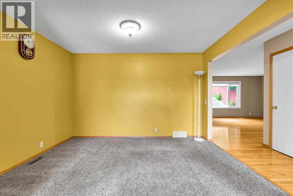 332 Harvest Hills Drive NE — photo 9