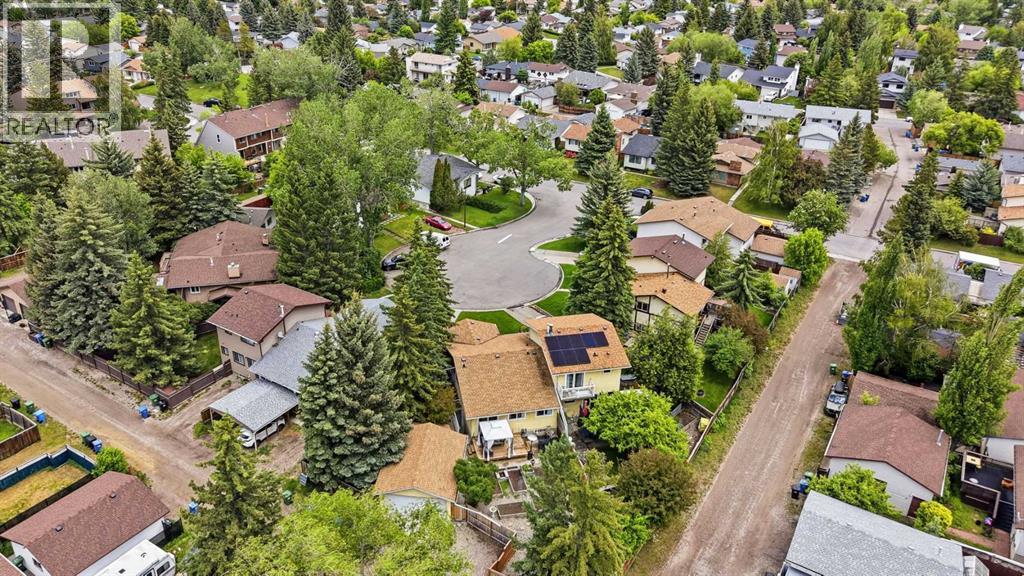 217 Woodvale Bay SW — photo 42
