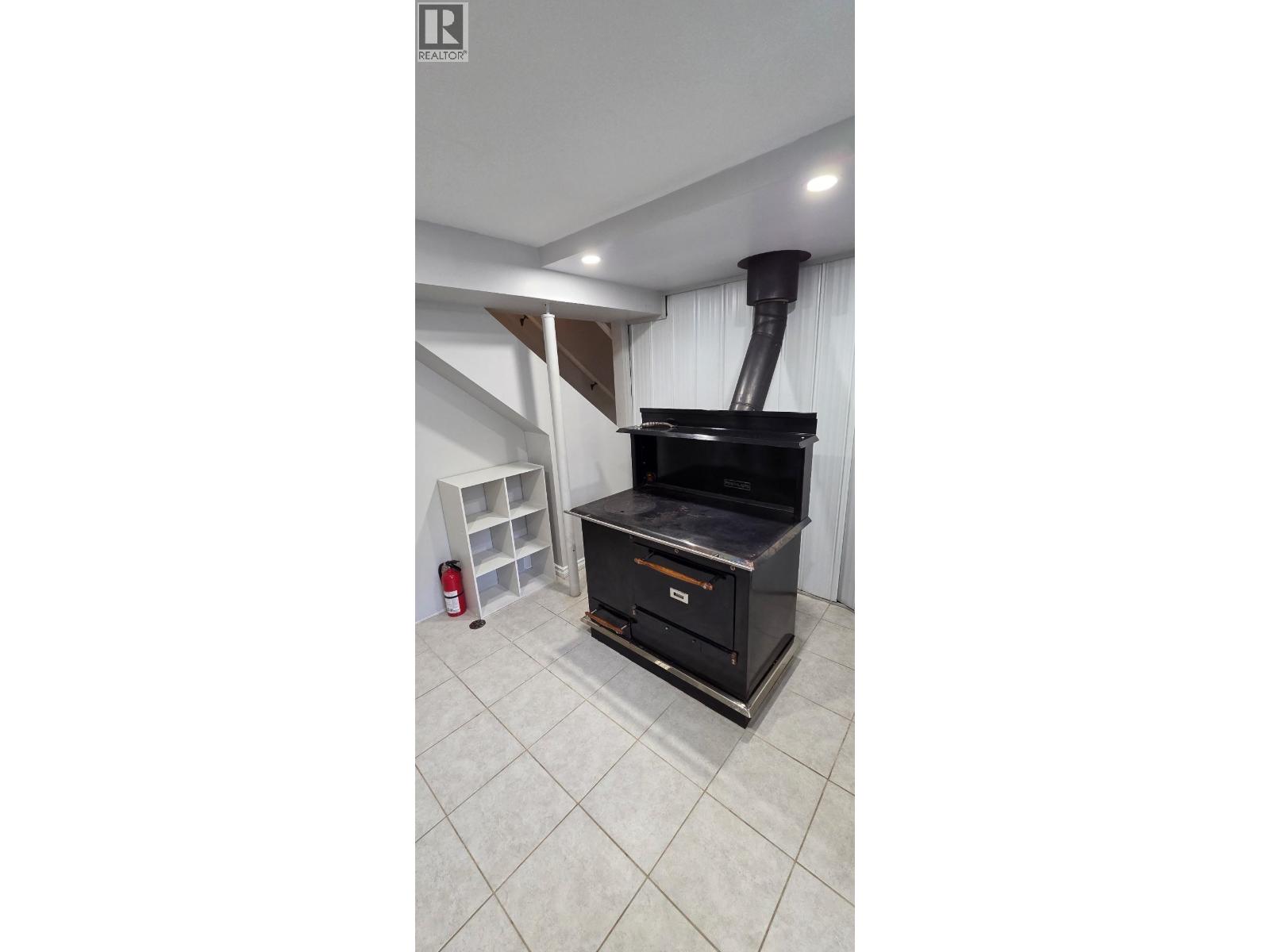 5515 KLEANZA DRIVE - 11