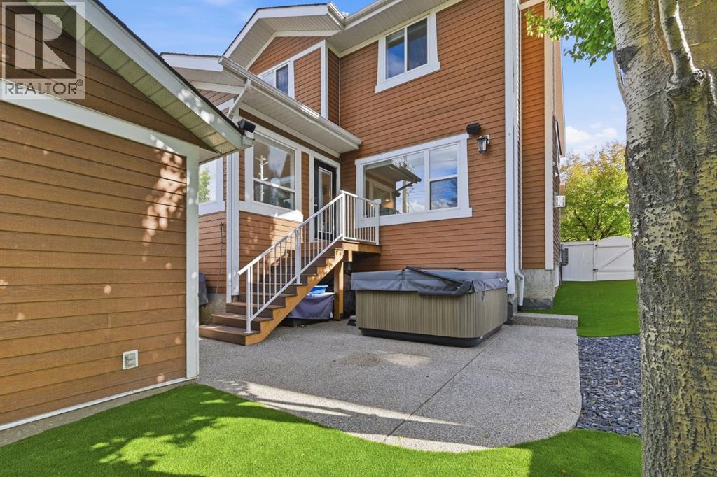 266 Somme Avenue SW — photo 31
