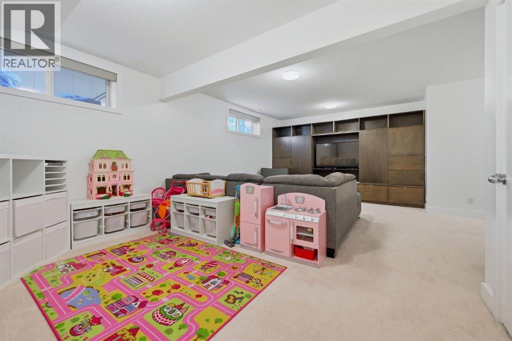 266 Somme Avenue SW — photo 25