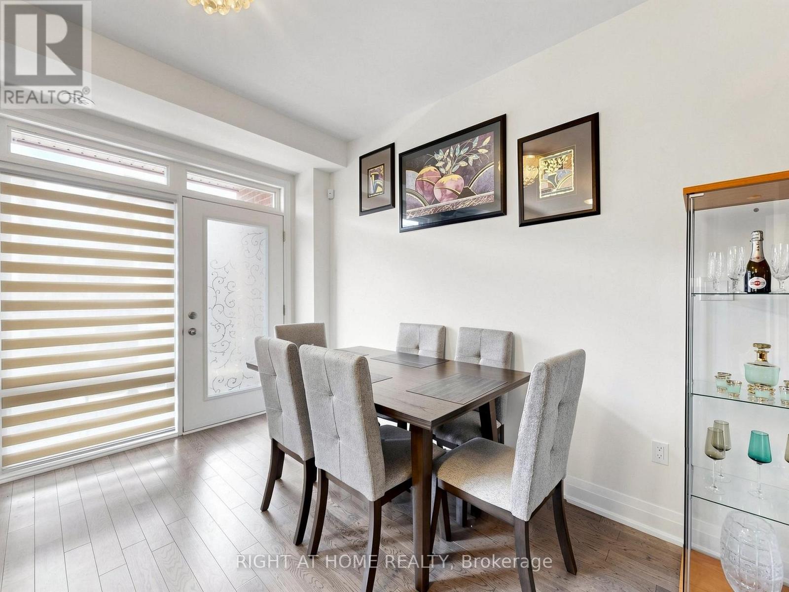 23 MONEYPENNY PLACE - 17
