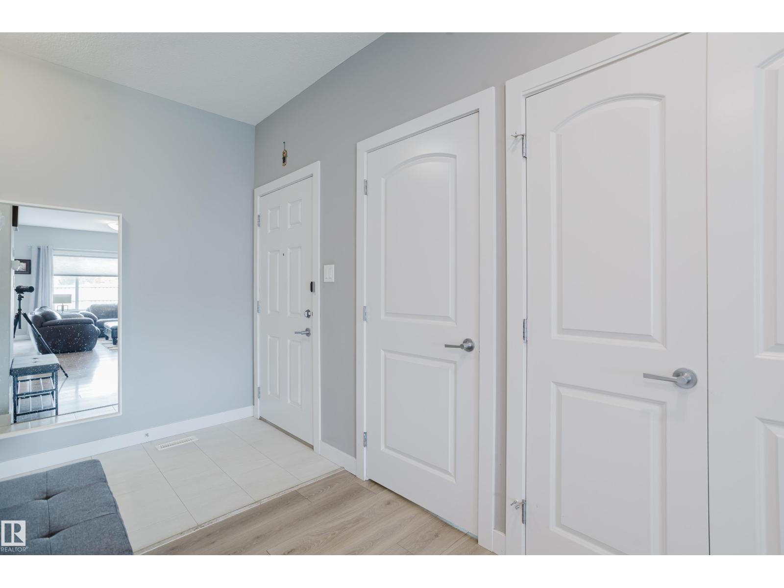 22106 89 AV NW - photo 2