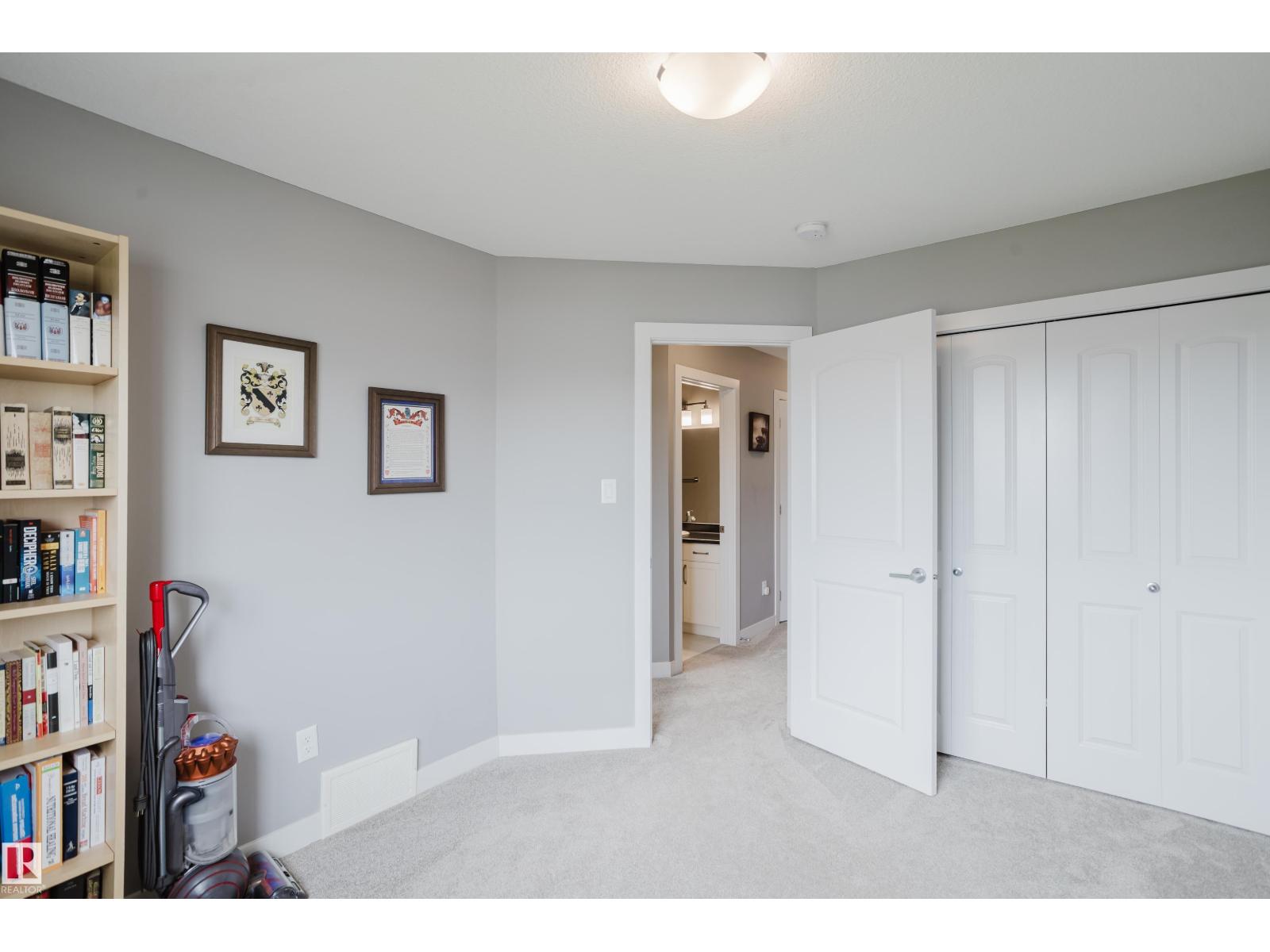 22106 89 AV NW — photo 55