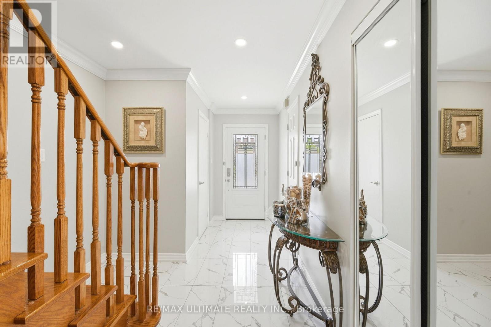 37 CATHY JEAN CRESCENT - 28
