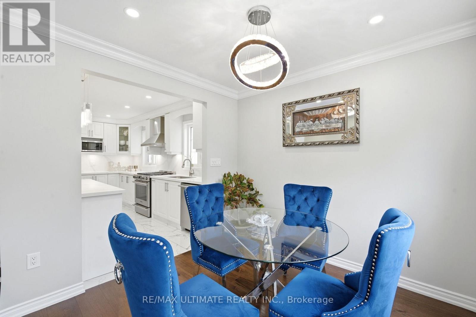 37 CATHY JEAN CRESCENT - 8