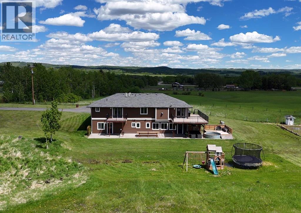 210037 274 Avenue W - photo 2