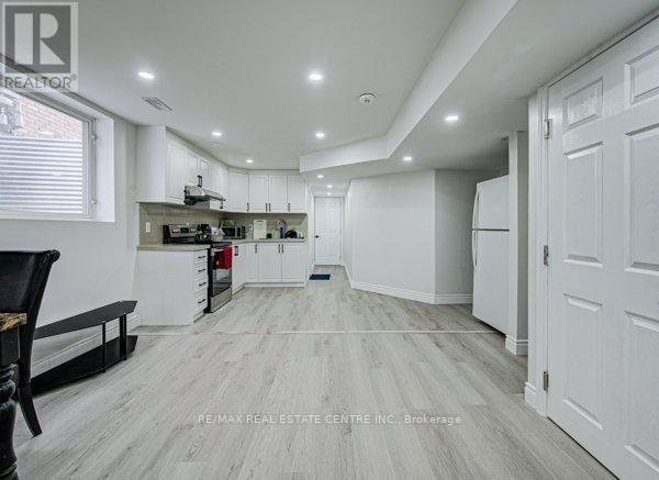 55 ISAIAH DRIVE - 42