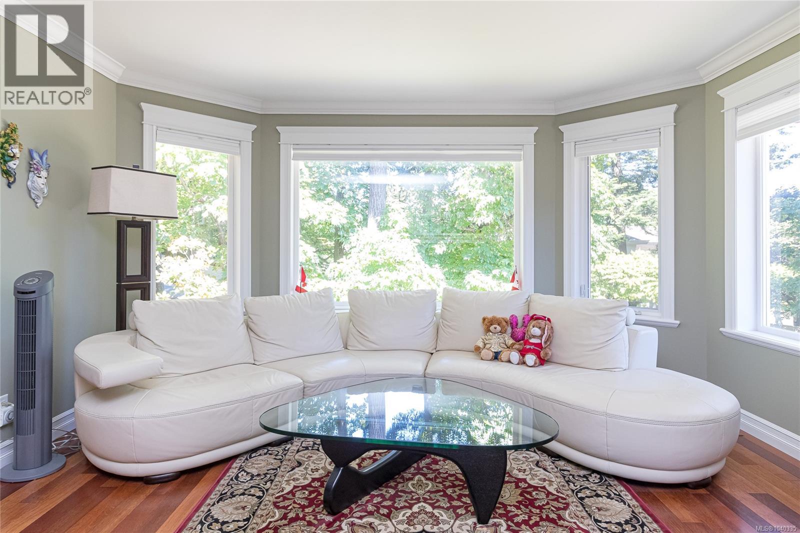 2201 Arbutus Cove Lane, Saanich