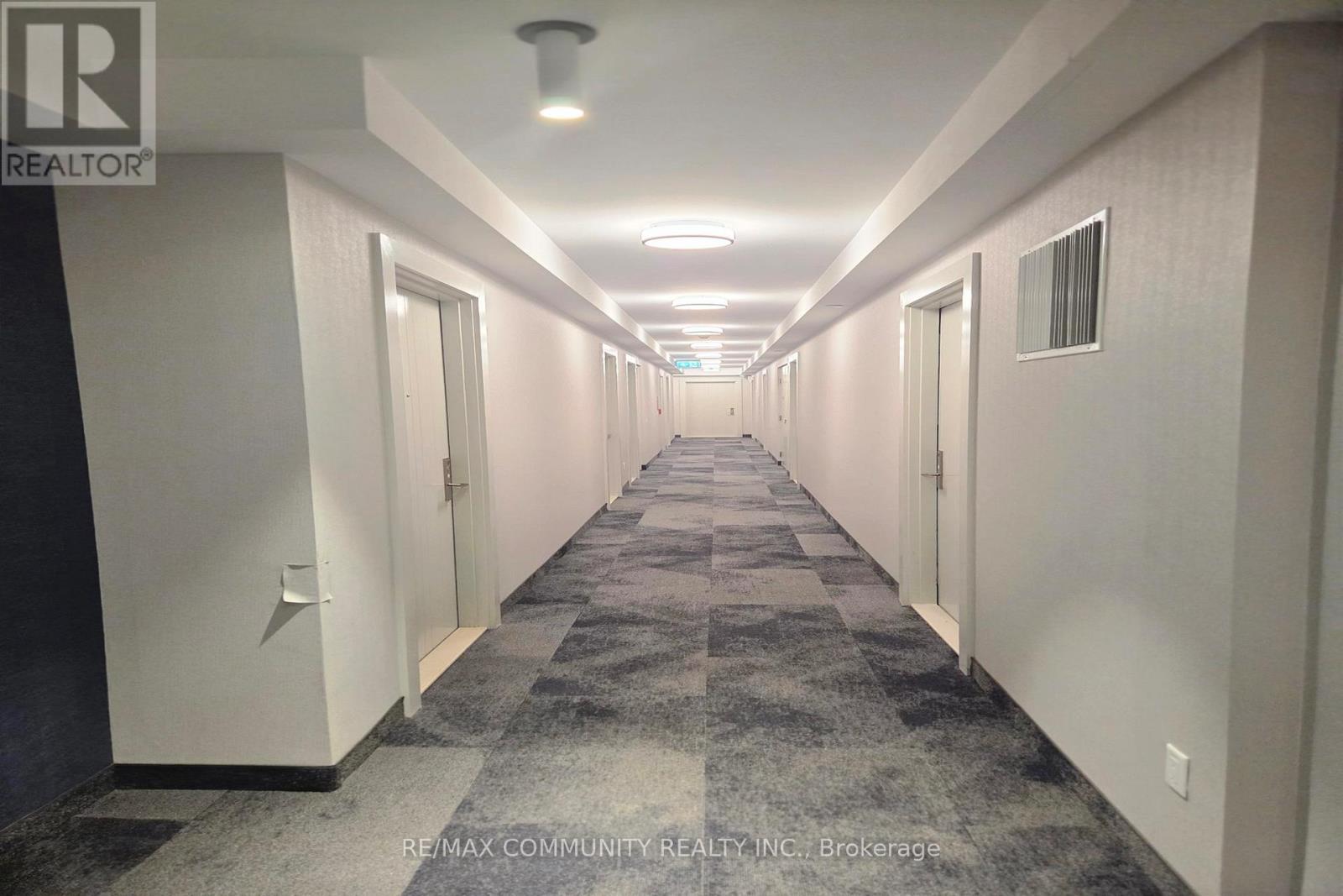 #2402 2550 SIMCOE STREET N - 12
