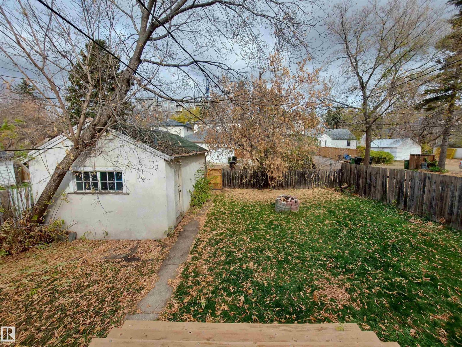 11446 79 AV NW - 2