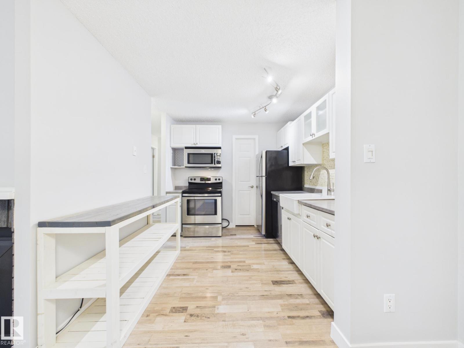 152 Surrey Gardens NW - 20