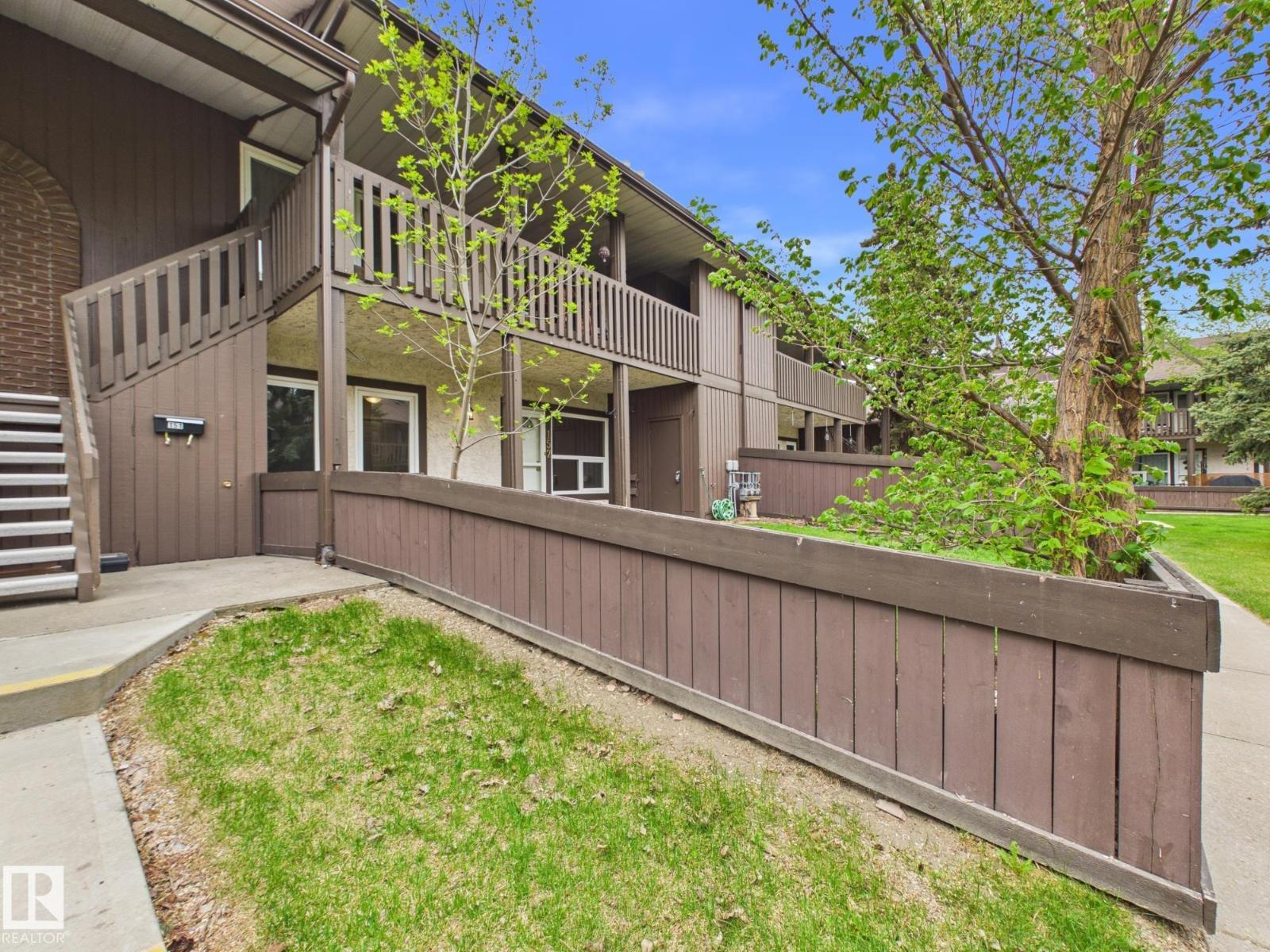 152 Surrey Gardens NW - 2