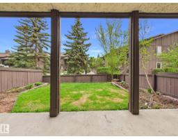 152 Surrey Gardens Nw, Edmonton, AB T5T1Z3 Photo 9