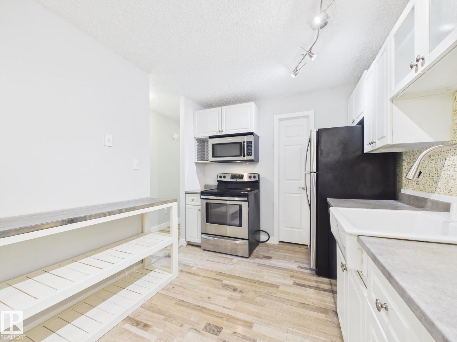 152 Surrey Gardens NW - 22