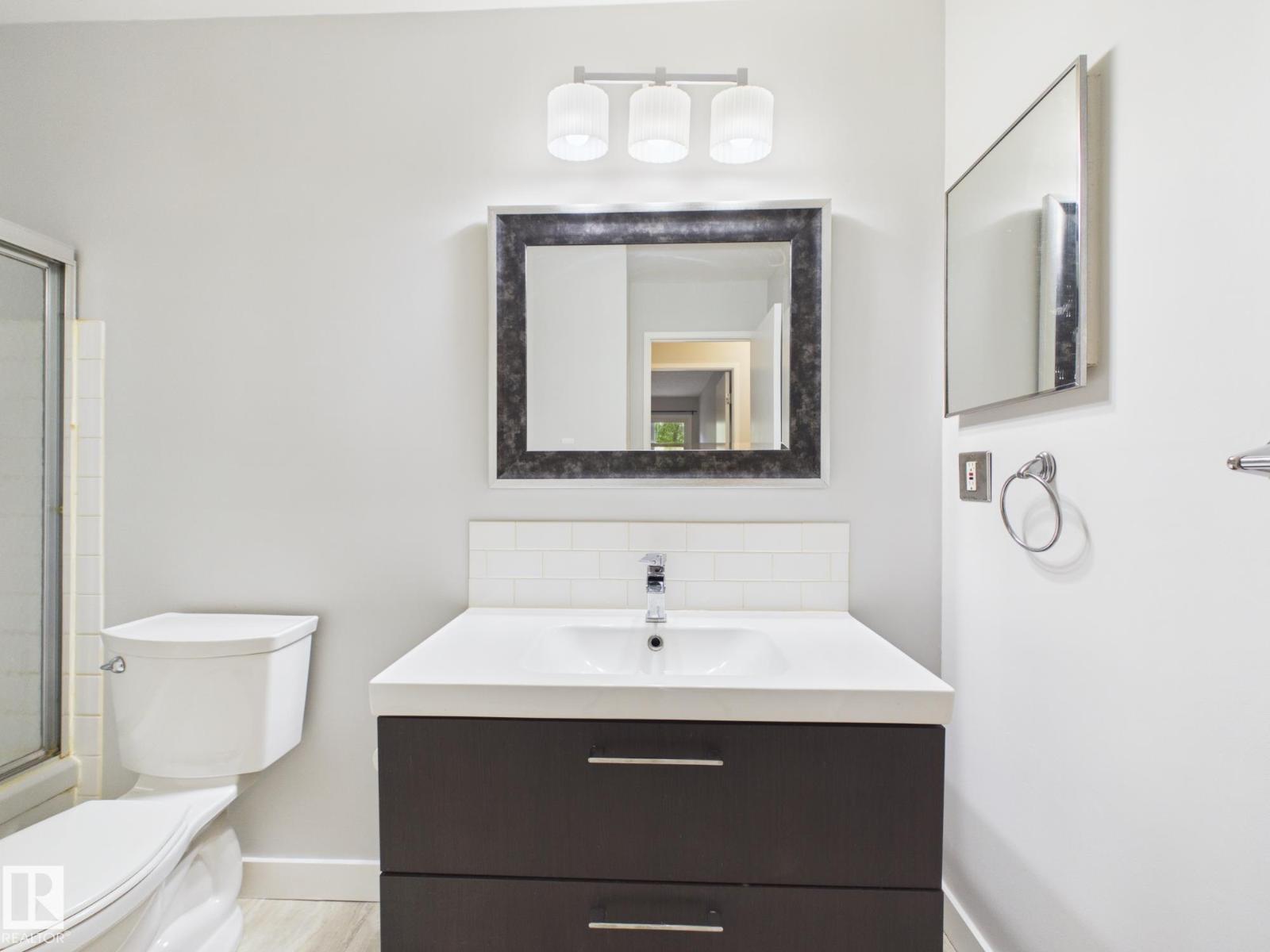 152 Surrey Gardens NW - 41