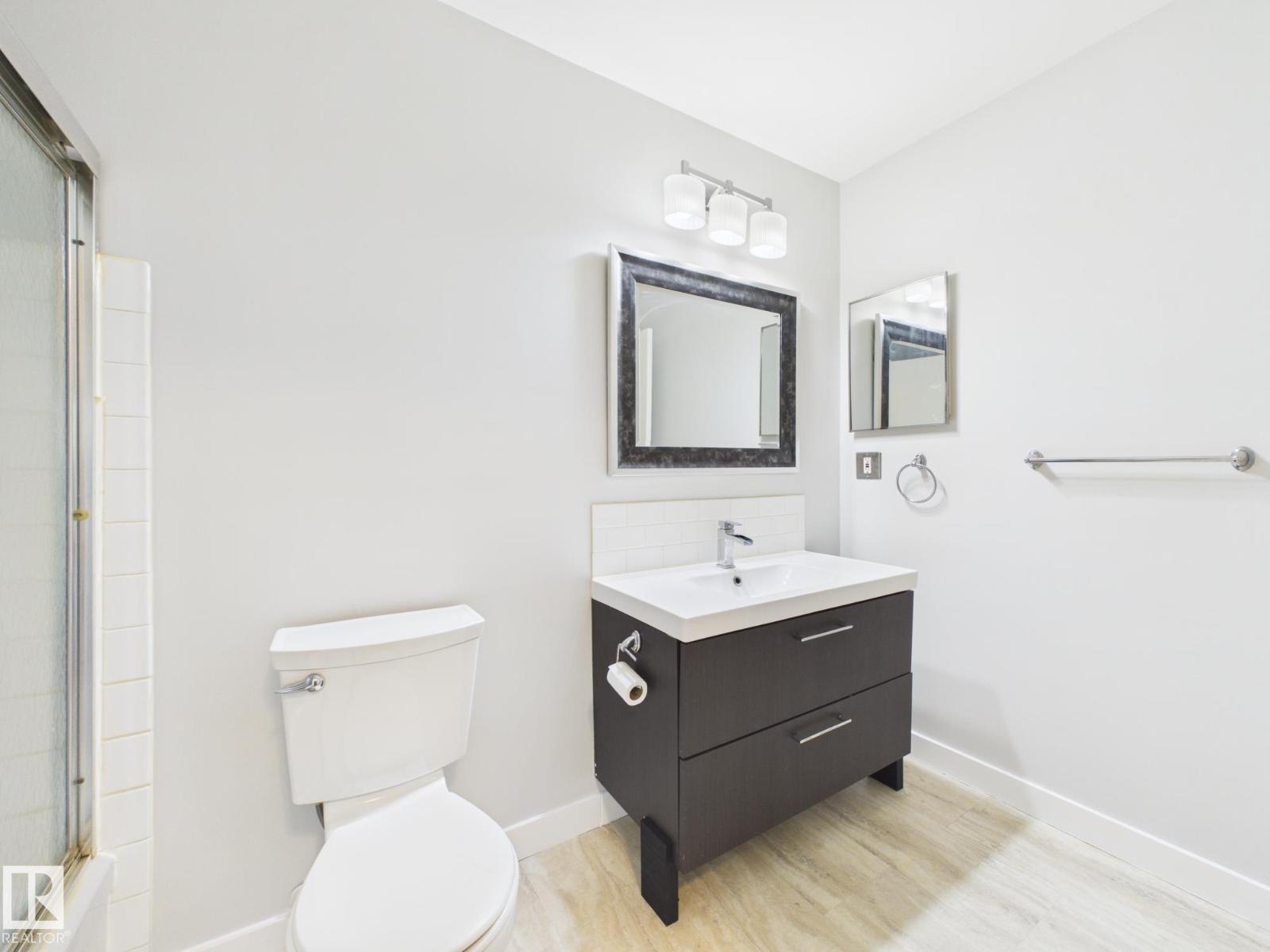 152 Surrey Gardens NW - 39