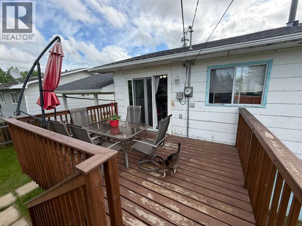 4819 45 Street — photo 17