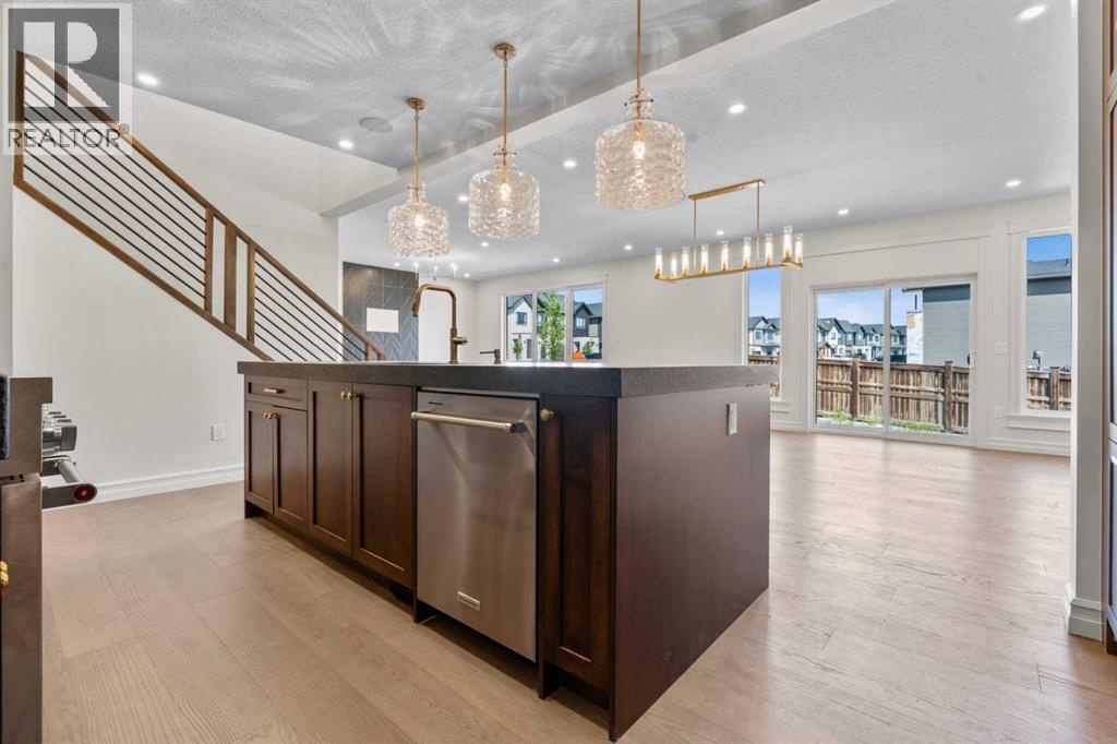 32 Greenwich Mews NW — photo 9