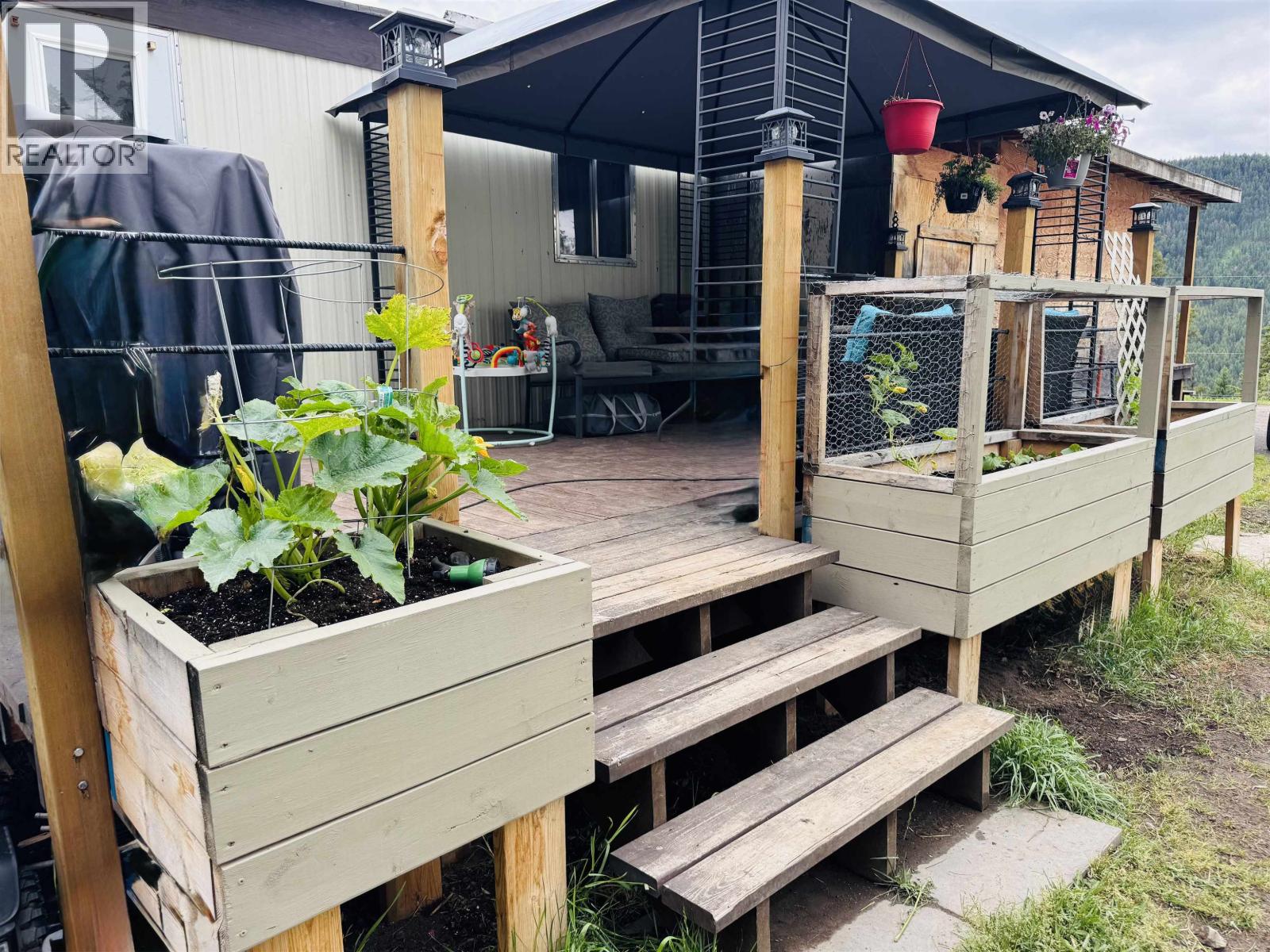 #T6 560 SODA CREEK ROAD - Image 15