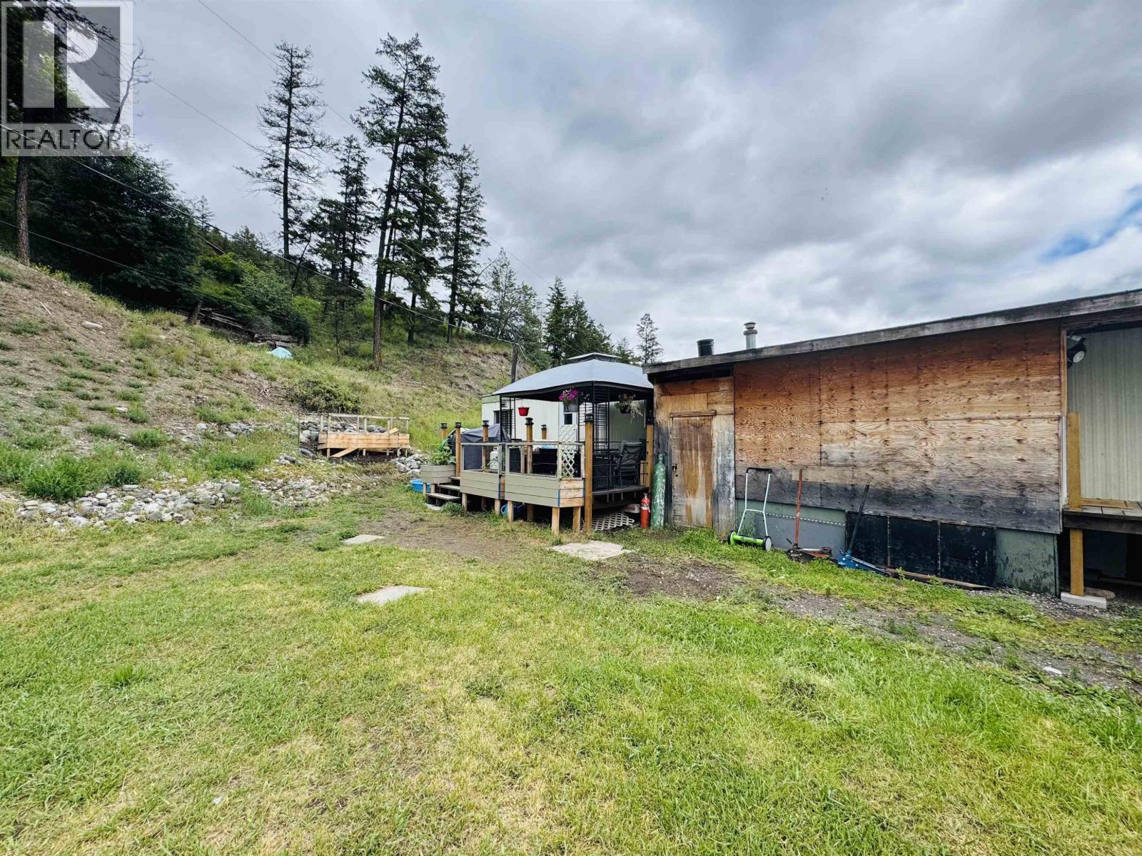 #T6 560 SODA CREEK ROAD - 17
