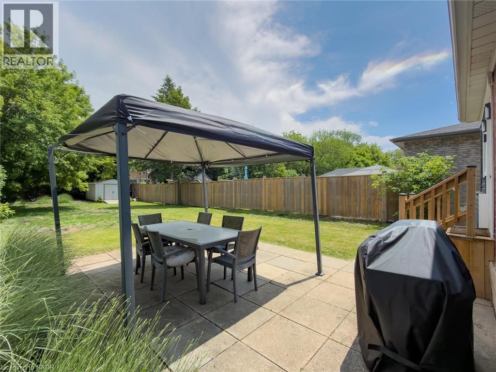 32 LORNE Street - 5