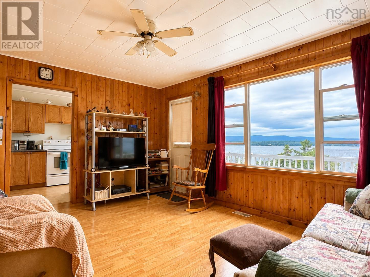 659 White Point Road - 9