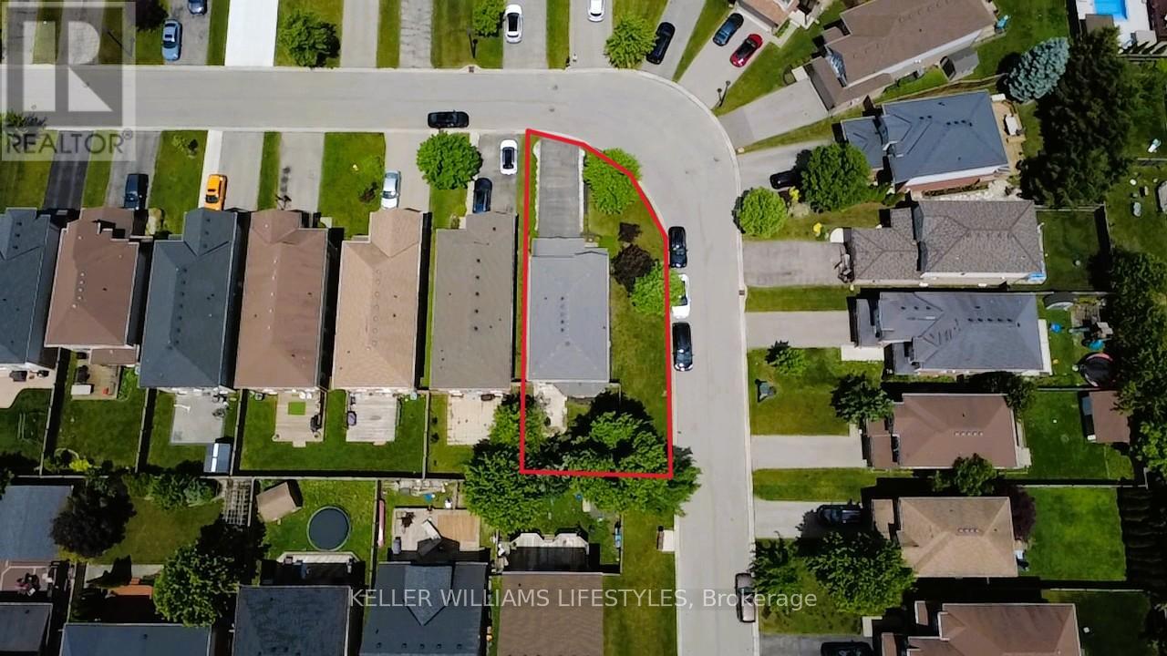 1127 FOXHUNT ROAD - 40