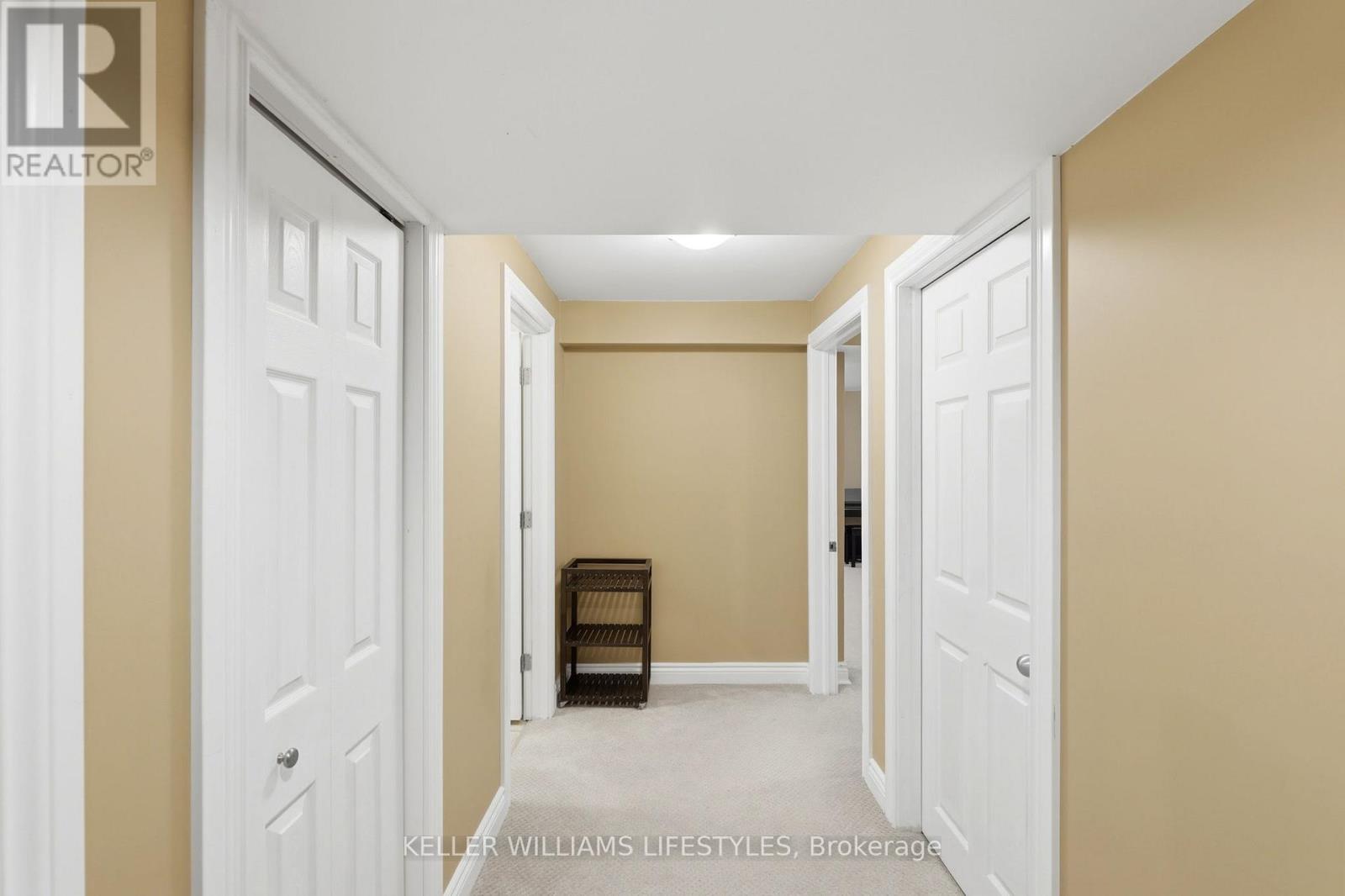 1127 FOXHUNT ROAD - 29