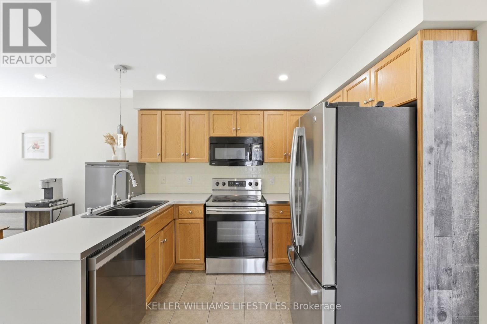 1127 FOXHUNT ROAD - 8