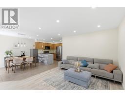 Kitchen - 1127 Foxhunt Road, London North, ON N6G0C3 Photo 6
