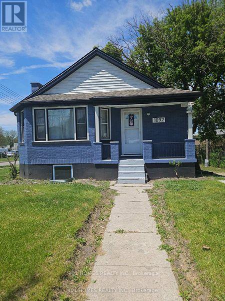 1092 BRYDGES STREET - 48