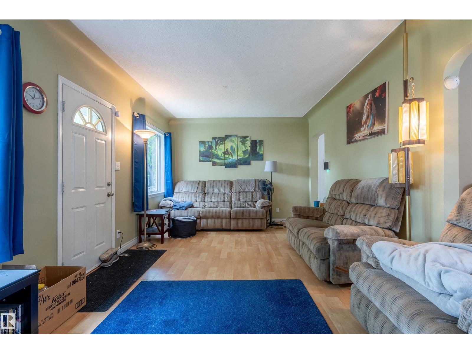 11432 84 St NW photo 4 — MLS® E4493604