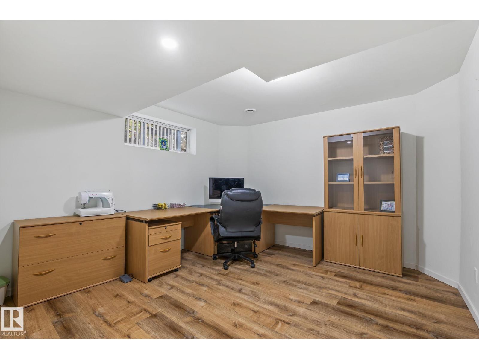 128 BROOKVIEW WY - 24