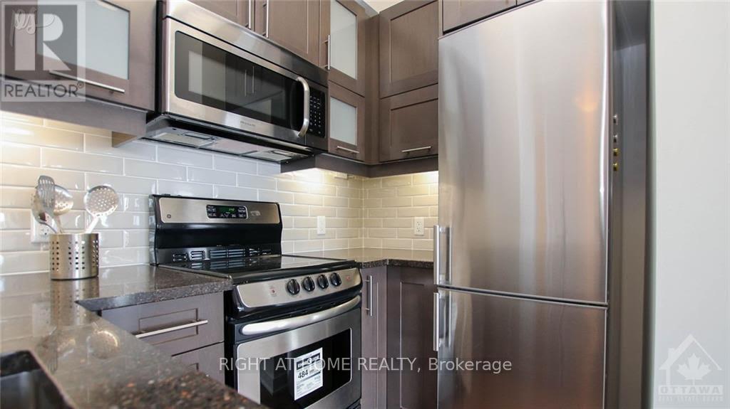 #2306 40 NEPEAN STREET - 17