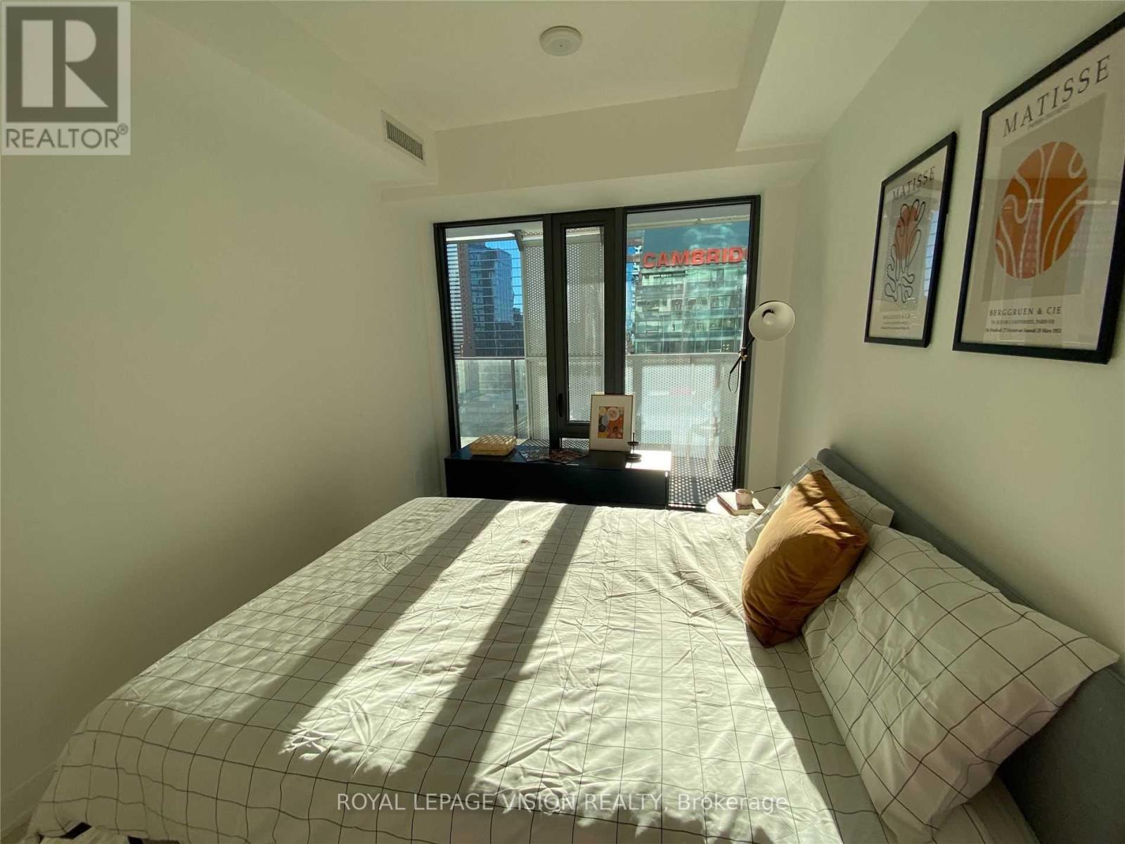 #1806 25 RICHMOND STREET - 9