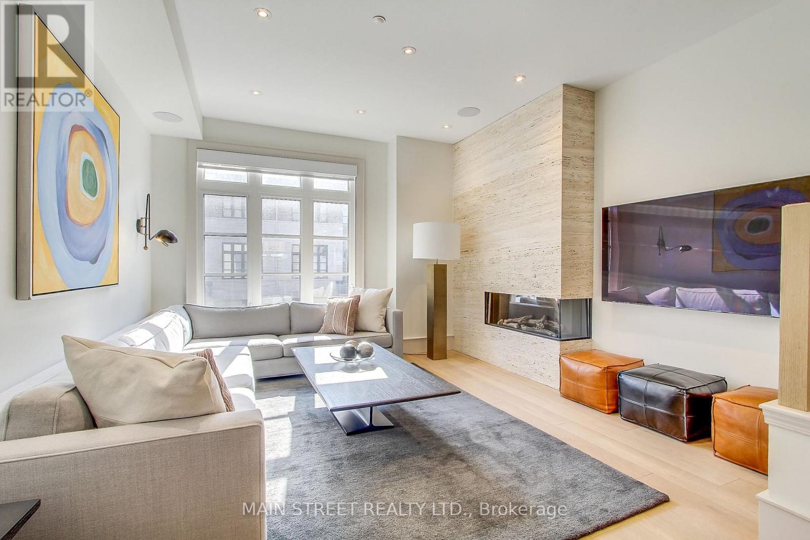 #27 12 POWSELAND CRESCENT - 21